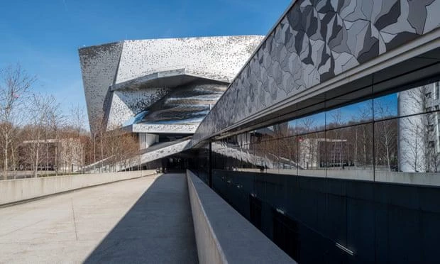 Philharmonie de Paris architect sues over fines for late opening