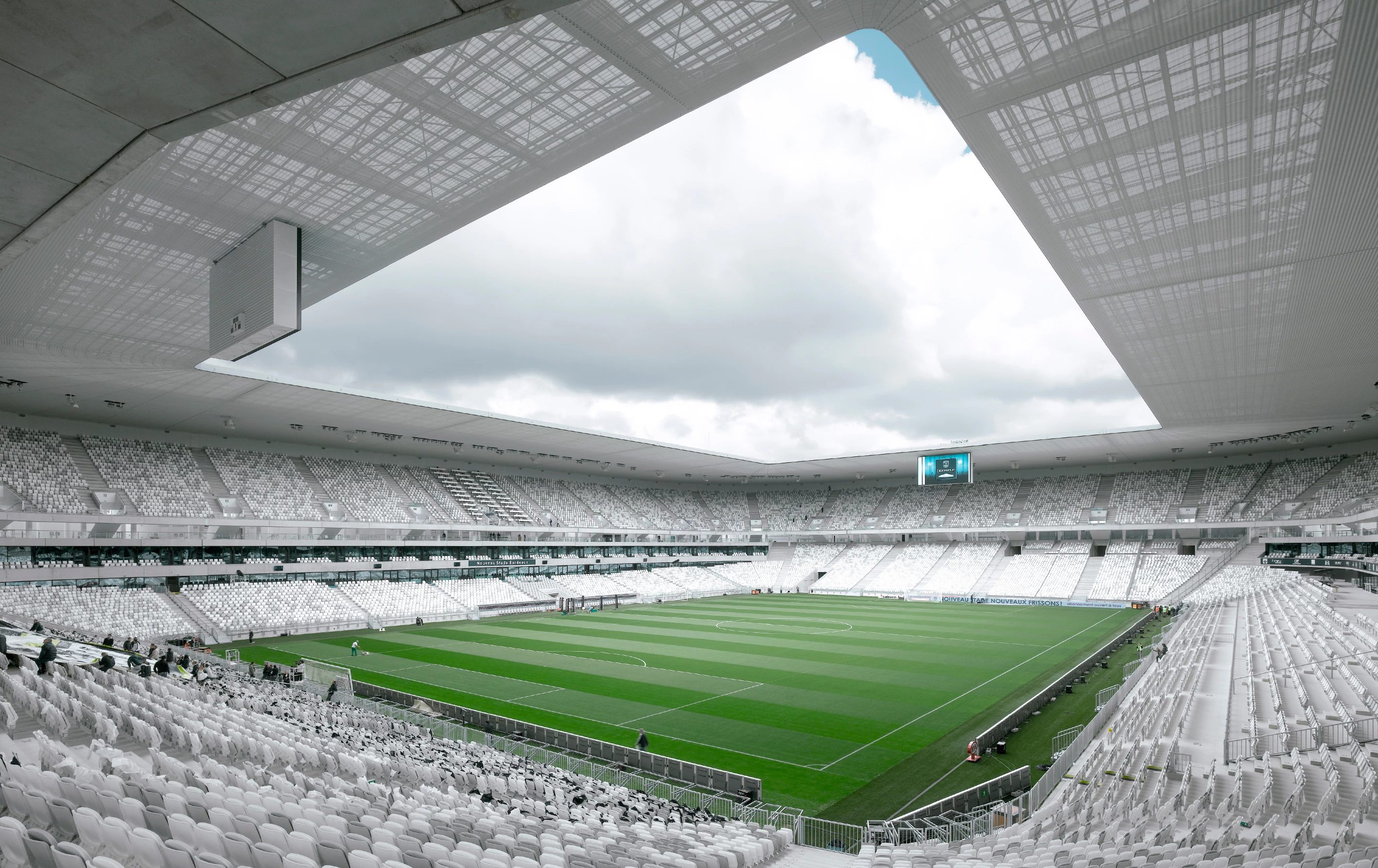 Nouveau Stade de Bordeaux, Bordeaux