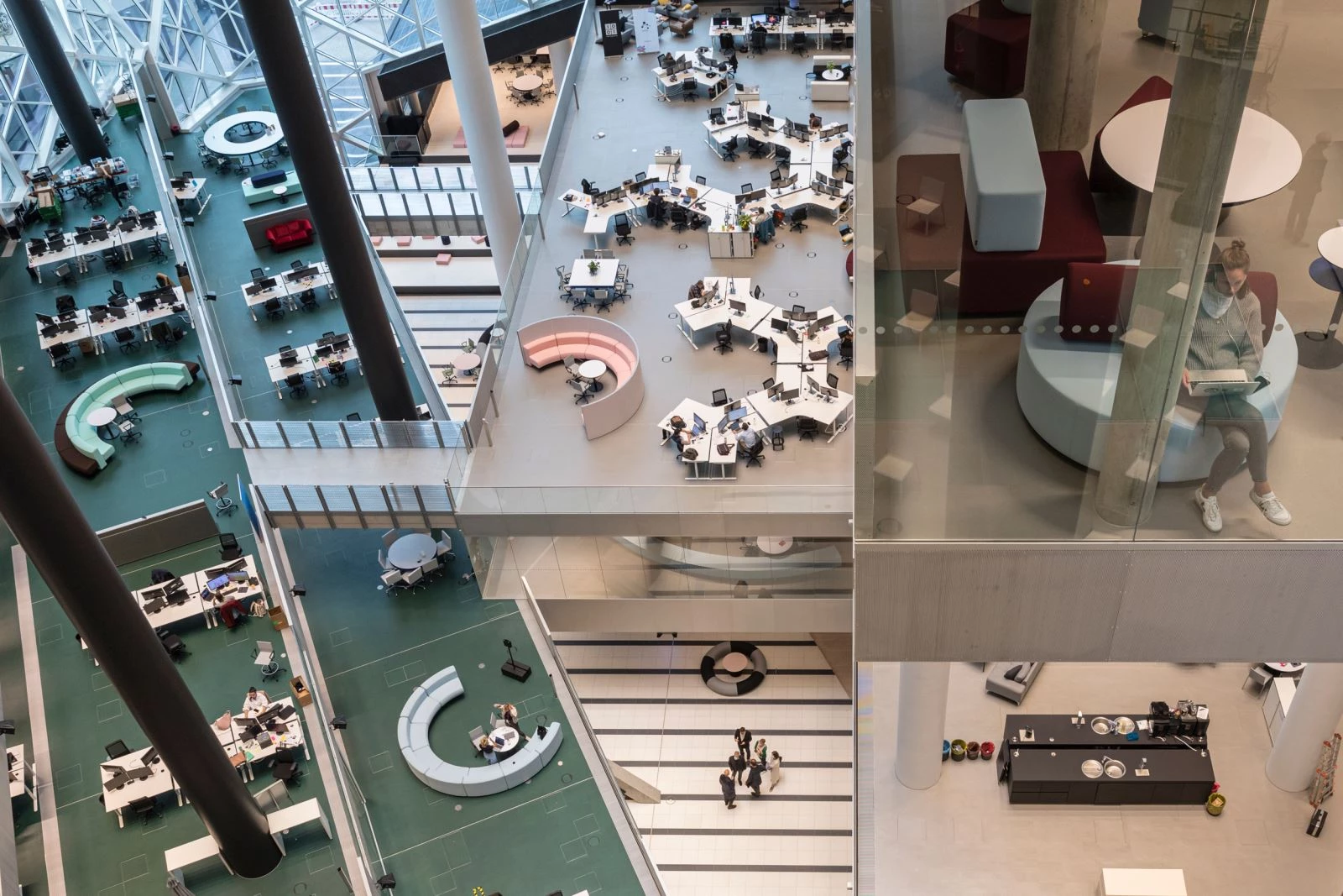 Inaugurado el edificio Axel Springer en Berlín, de OMA